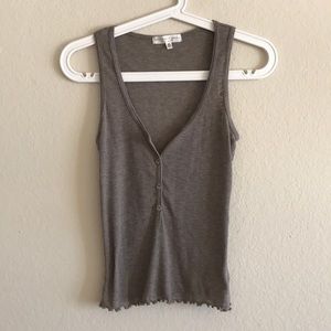 TRULY MADLY DEEPLY | URBAN OUTFITTERS gray tank